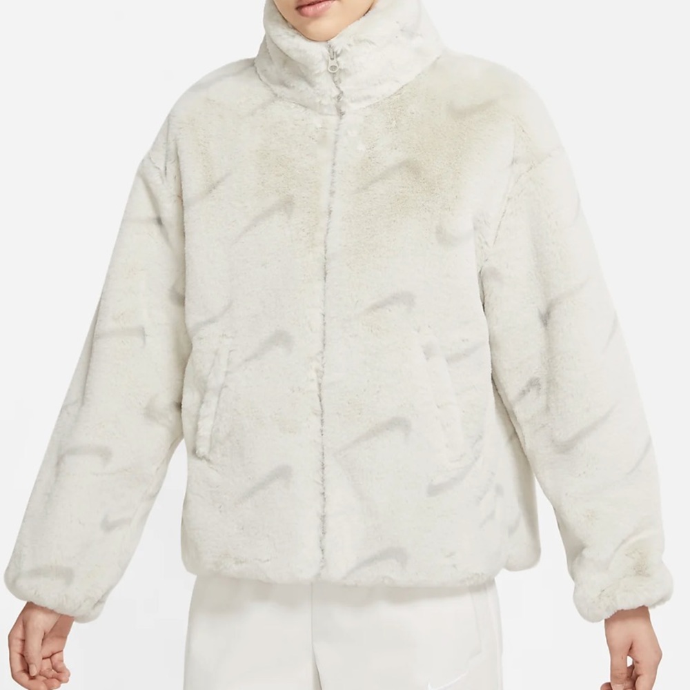 Nike Sportswear Plush
Women's Printed Faux Fur Jacket